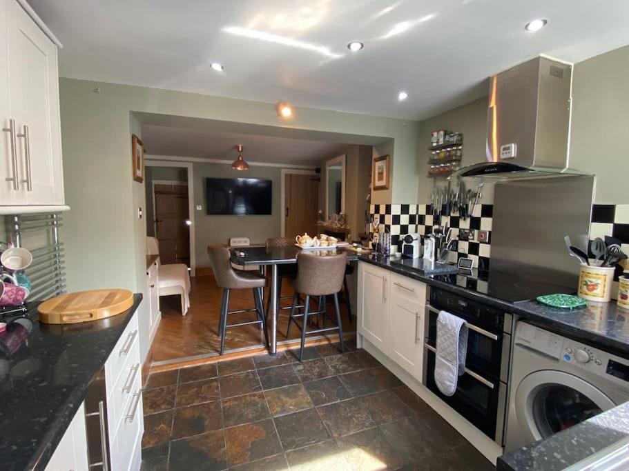 Entire Cottage In Swarthmoor On The Outskirts Of Ulverston Esterno foto